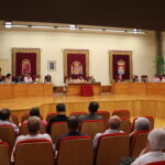 El Pleno del Ayuntamiento de Yecla aprueba por unanimidad iniciar el expediente para la concesión de la Medalla de Oro de la Ciudad a la Asociación de Caballeros y Damas del Santísimo Cristo del Sepulcro